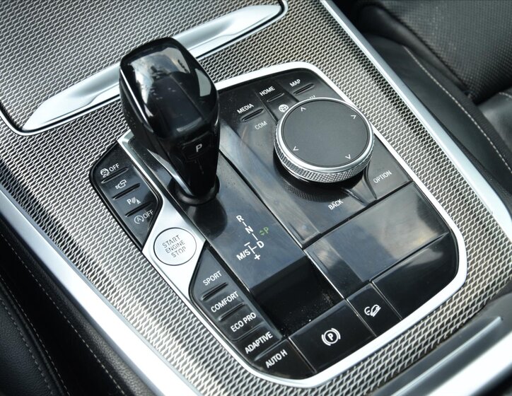 BMW X5 SUV / Terénní 3,0 l 195 kw