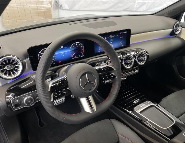 Mercedes-Benz Třídy A 9