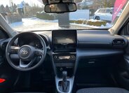 Toyota Yaris Cross 18