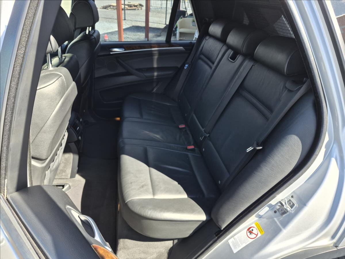 BMW X5 SUV / Terénní 3,0 l 173 kw