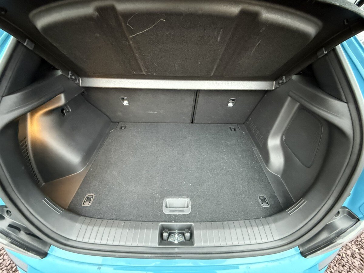 Hyundai Kona SUV 1,6 l 145 kw