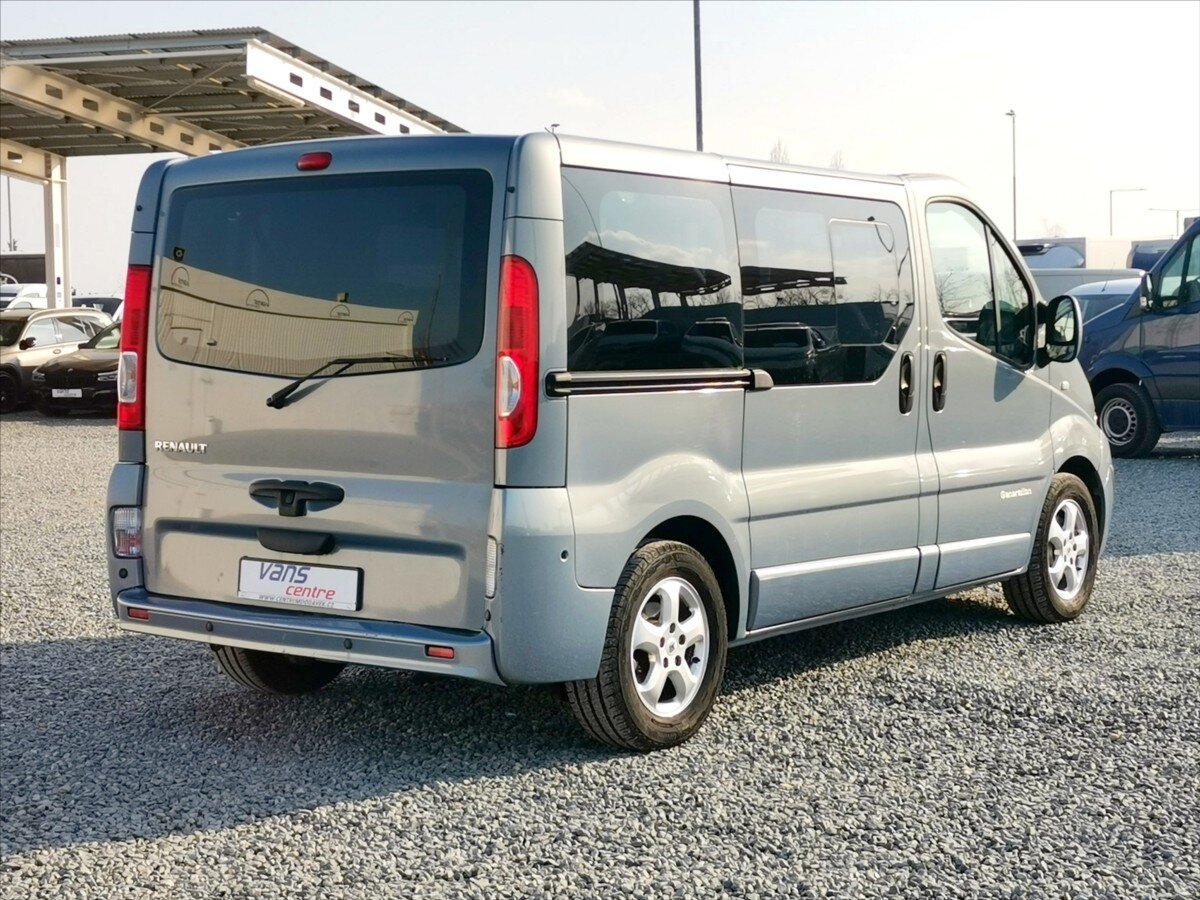 Renault Trafic VAN / Minibus 2,5 l 107 kw