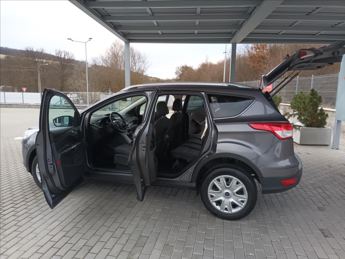 Ford Kuga SUV 1,6 l 110 kw