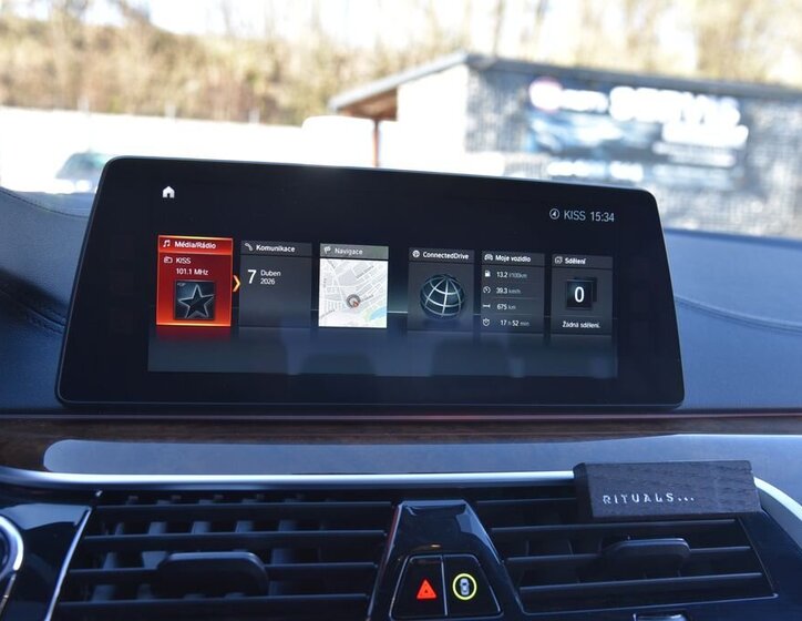 BMW Řada 5 Sedan / Limuzína 4,4 l 340 kw