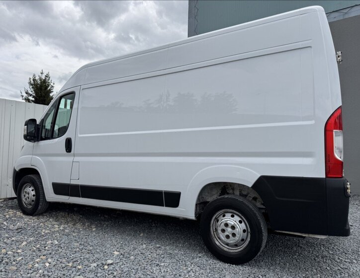 Peugeot Boxer Skříň 2,2 l 103 kw