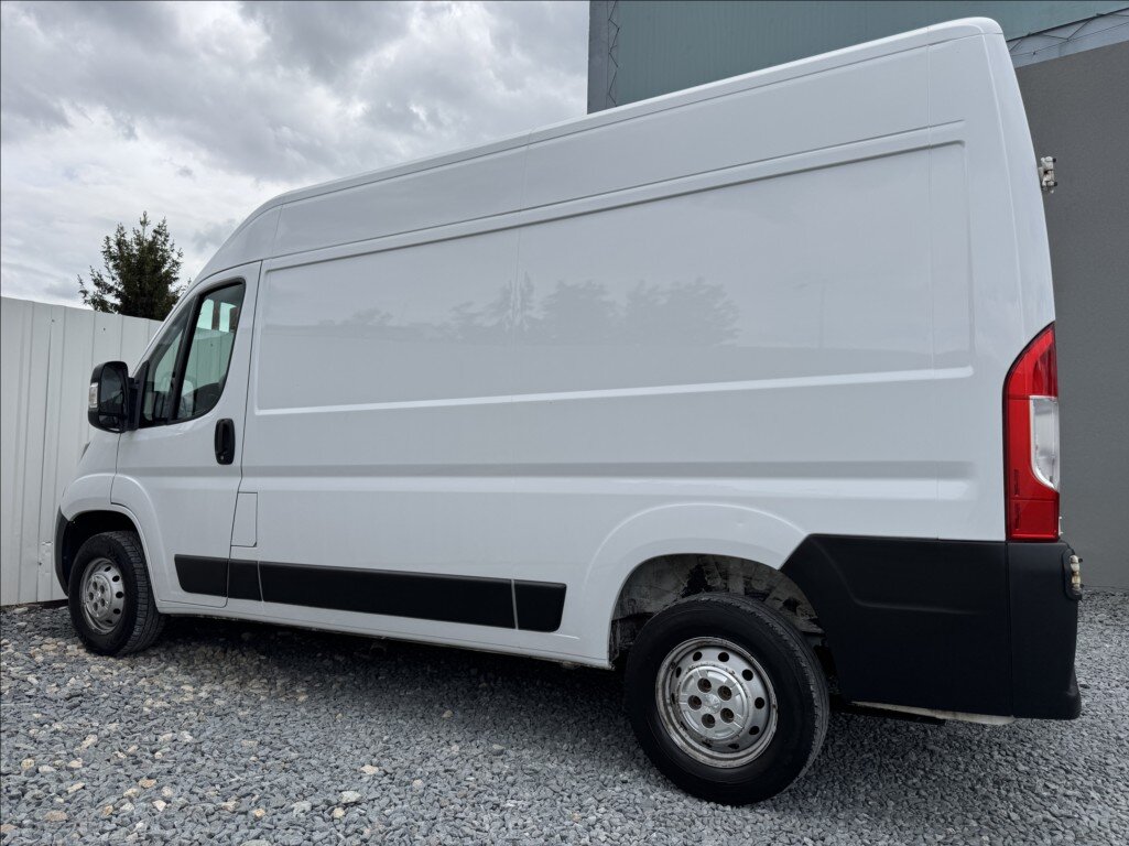 Peugeot Boxer Skříň 2,2 l 103 kw