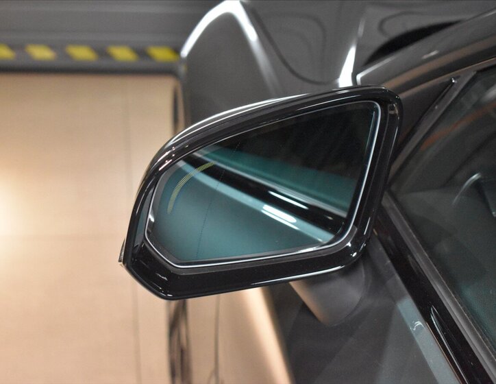 Volvo V60 Kombi 2,0 l 145 kw