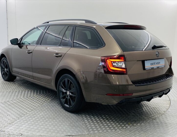 Škoda Octavia 22