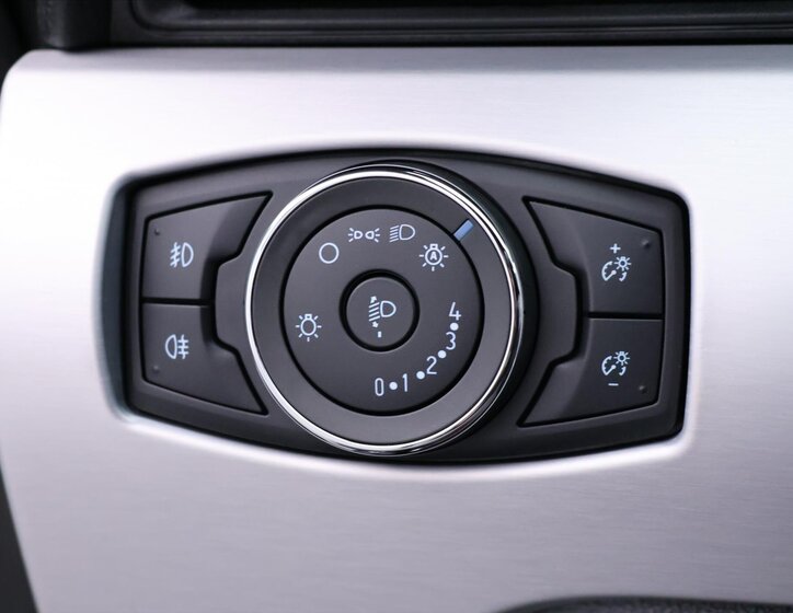 Ford Mustang Kupé 5,0 l 310 kw