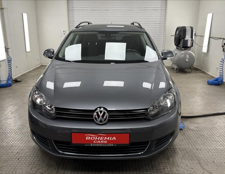 Volkswagen Golf Kombi 1,6 l 77 kw