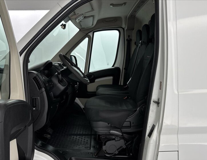 Peugeot Boxer Skříň 2,2 l 96 kw