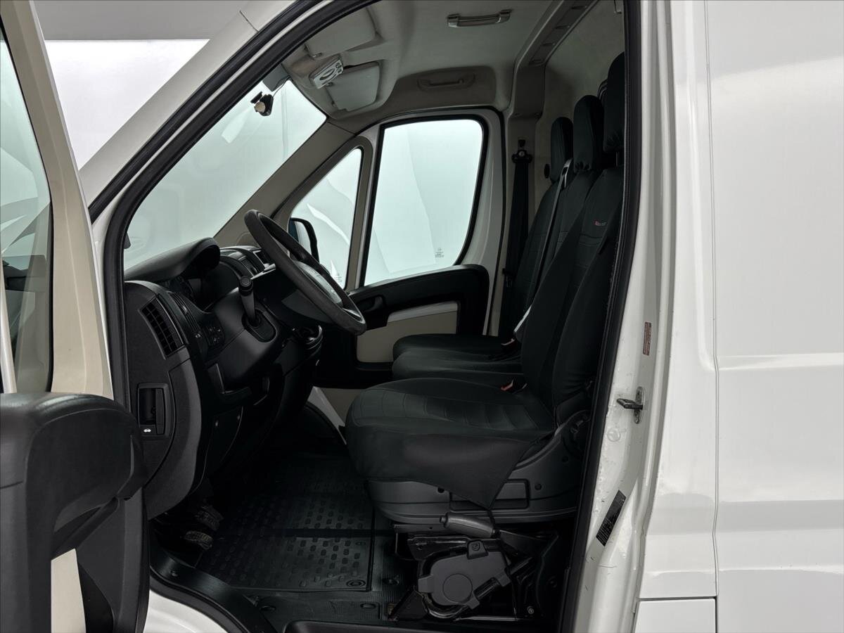 Peugeot Boxer Skříň 2,2 l 96 kw
