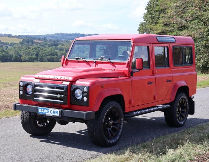 Land Rover Defender SUV / Terénní 2,4 l 90 kw