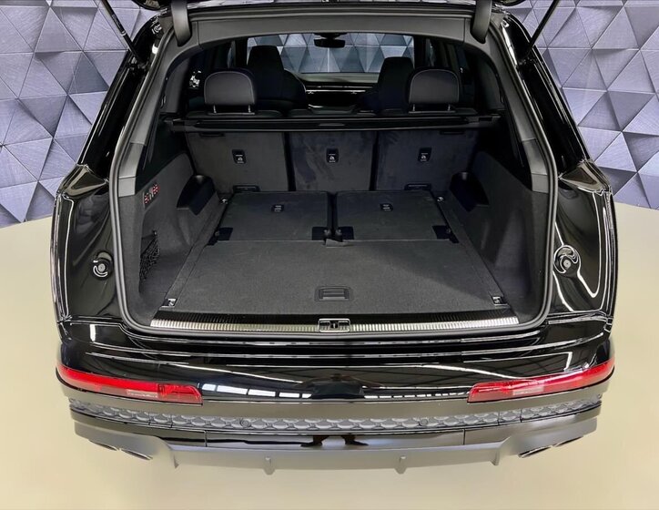 Audi SQ7 SUV / Terénní 4,0 l 373 kw