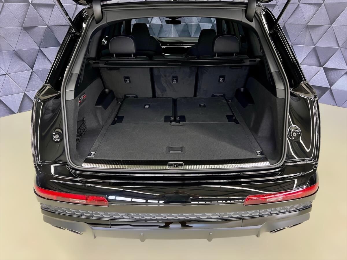 Audi SQ7 SUV / Terénní 4,0 l 373 kw