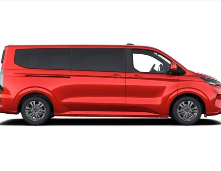 Ford Tourneo Custom 2