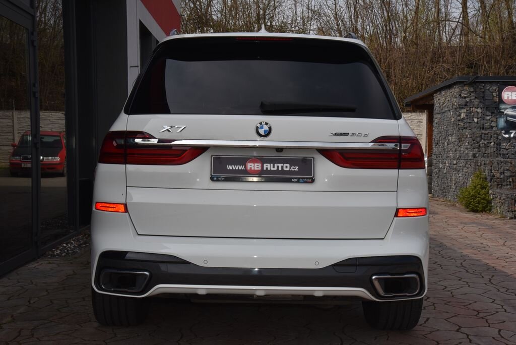 BMW X7 SUV / Terénní 3,0 l 195 kw