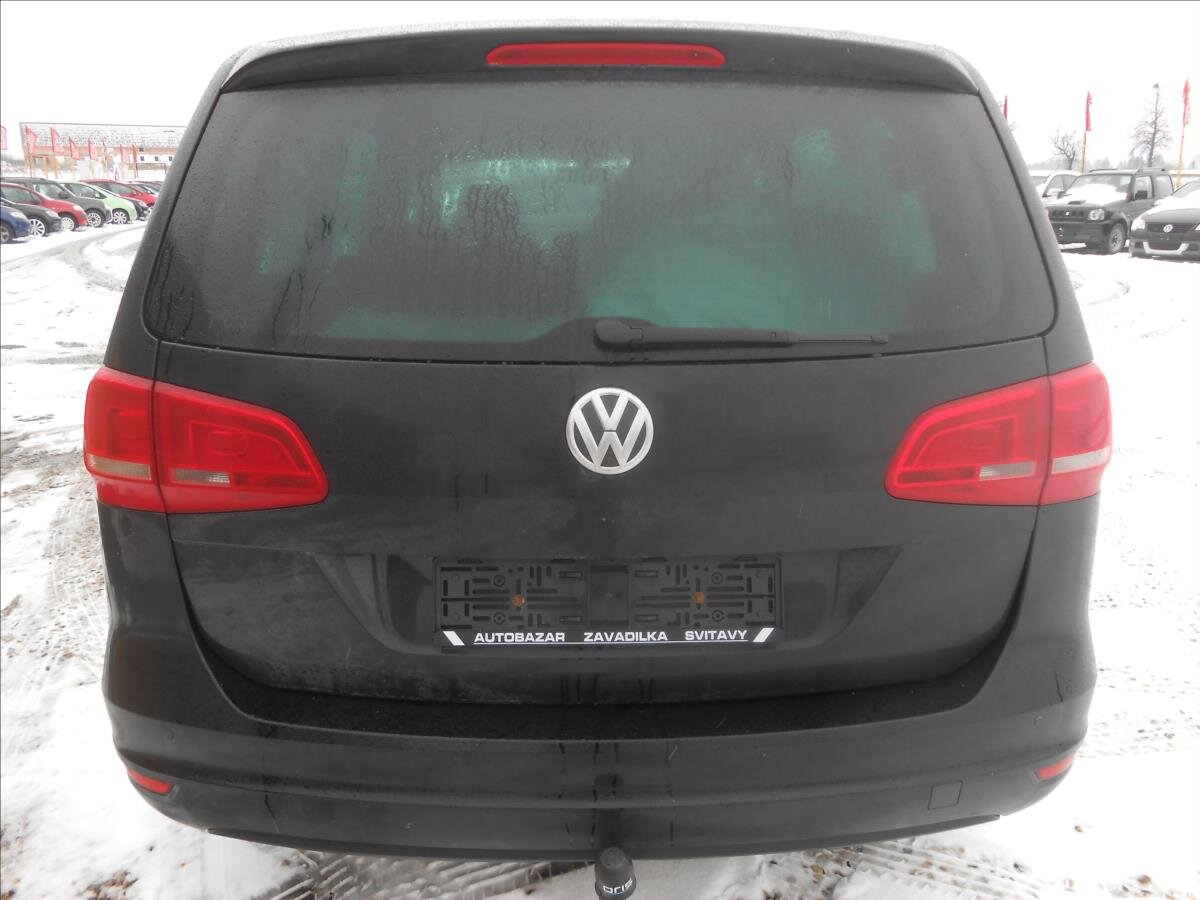 Volkswagen Sharan MPV 2,0 l 103 kw