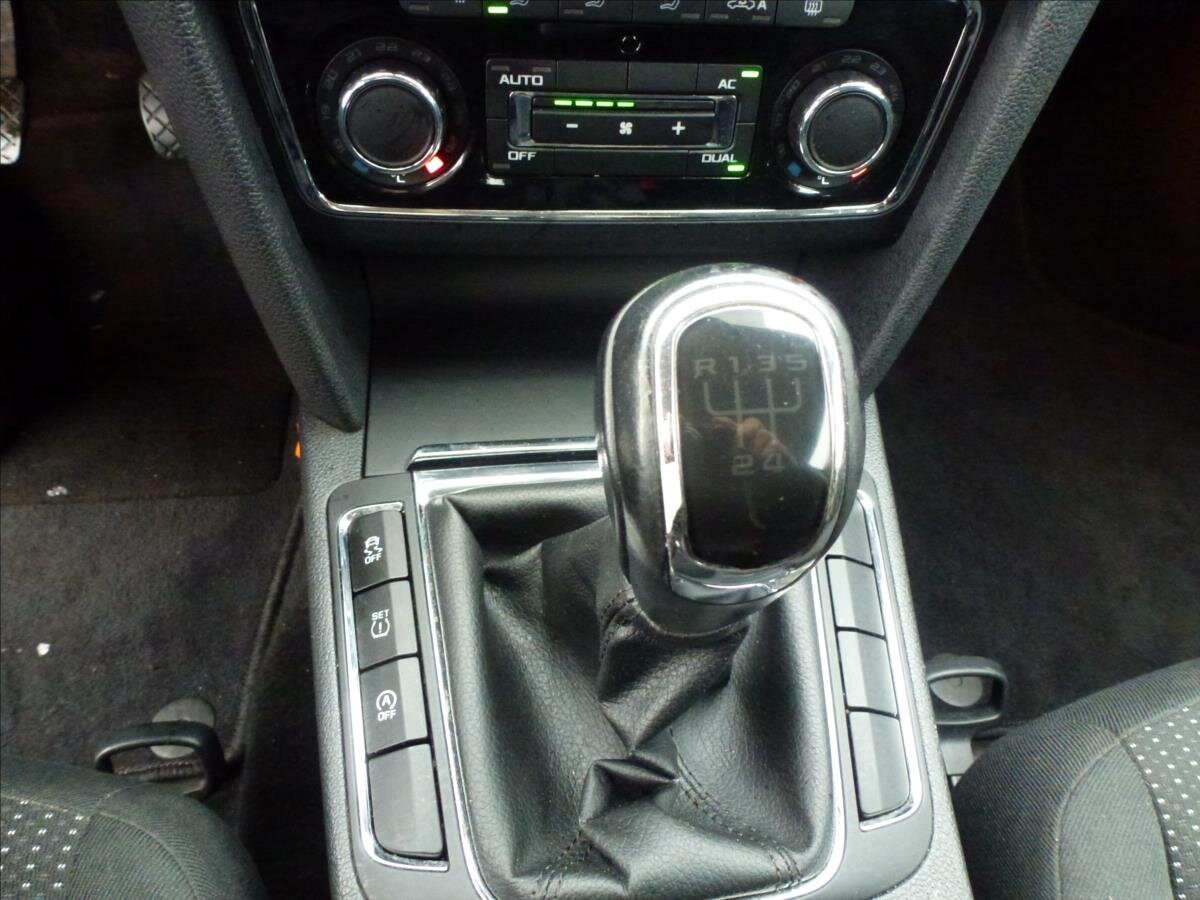 Škoda Superb Kombi 1,6 l 77 kw