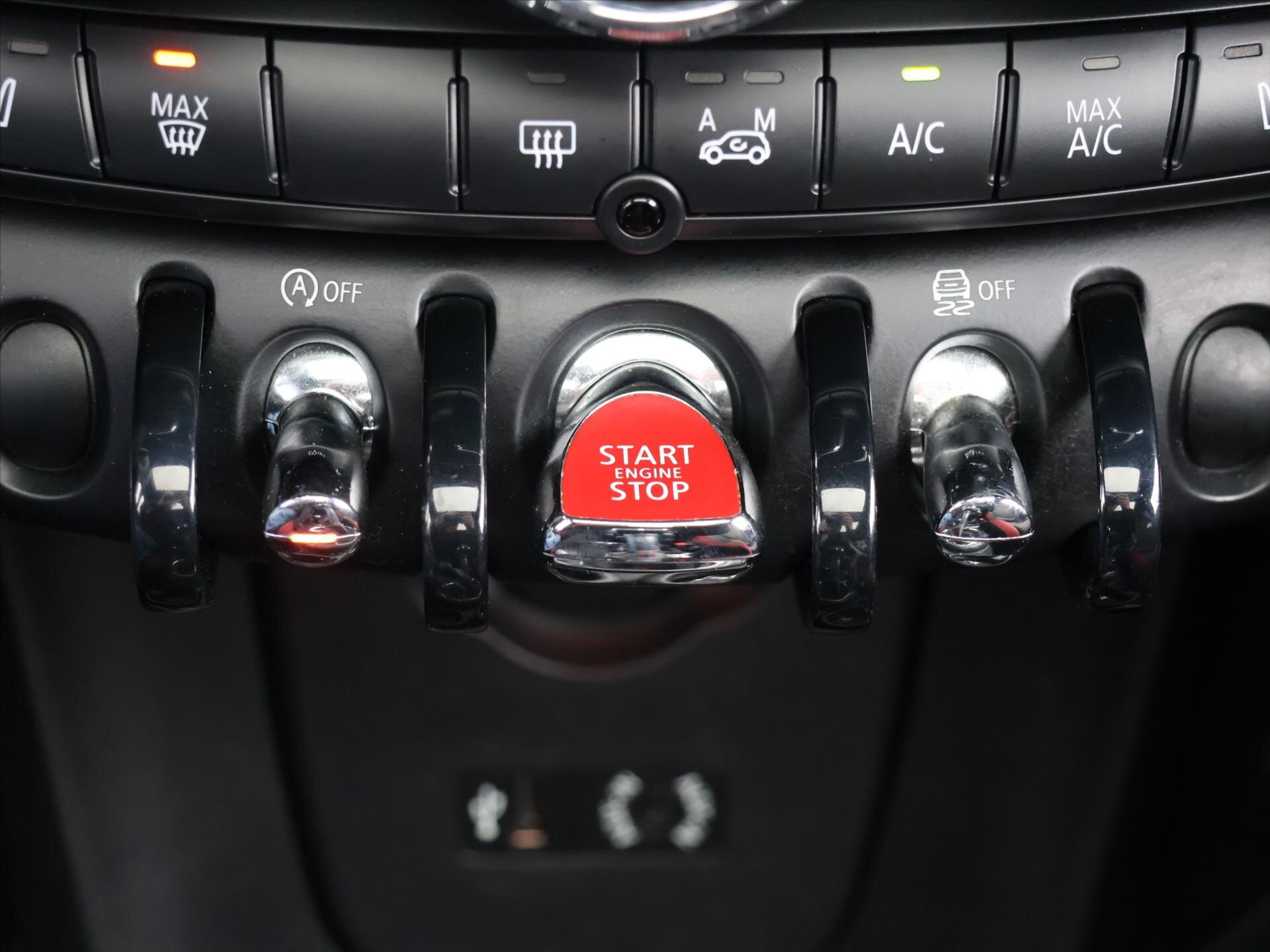 Mini Cooper Hatchback 2,0 l 170 kw