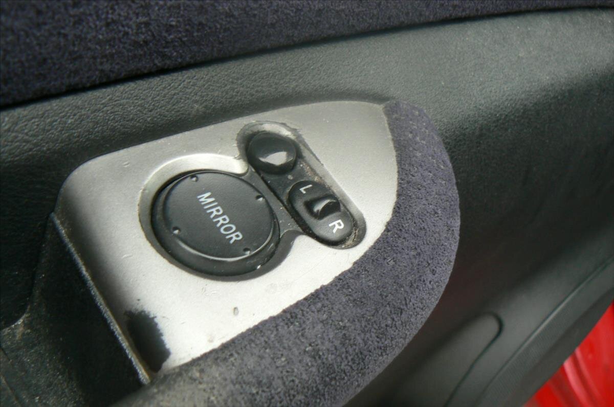 Honda FR-V Kombi 2,2 l 103 kw