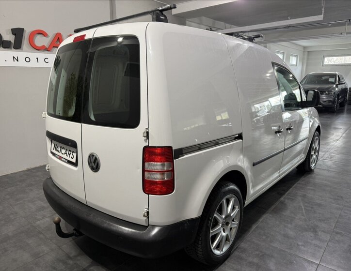 Volkswagen Caddy Skříň 1,6 l 75 kw