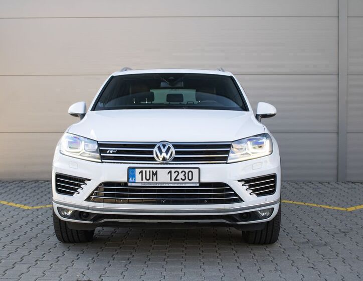 Volkswagen Touareg 2