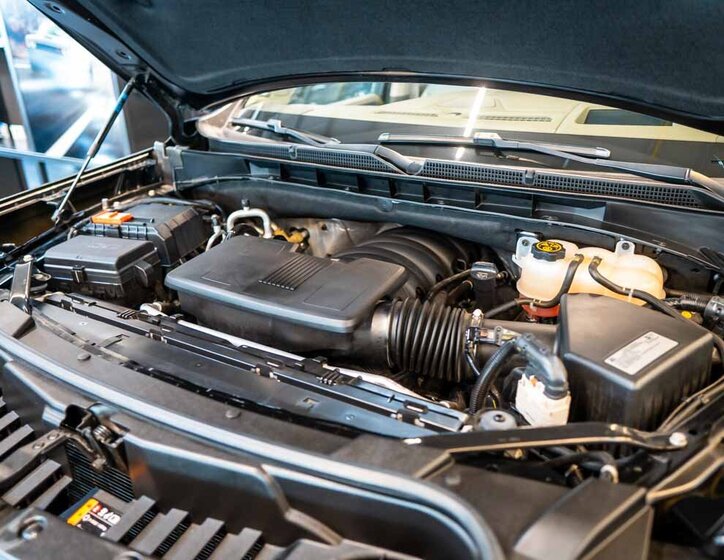 GMC Yukon SUV / Terénní 6,2 l 313 kw