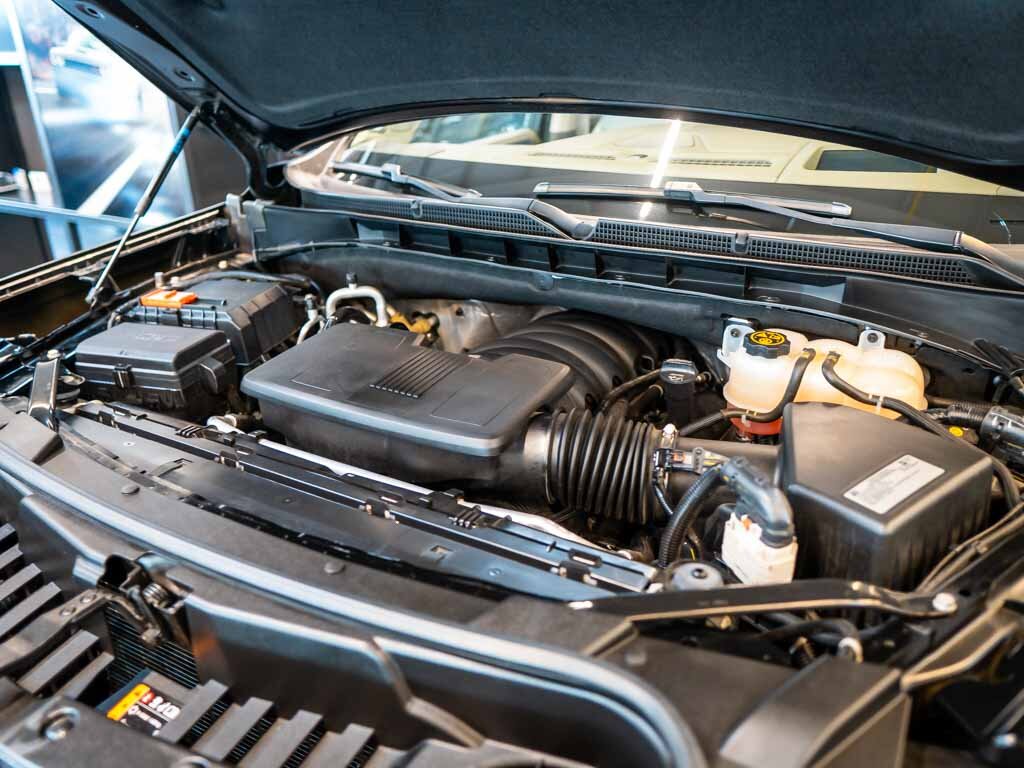 GMC Yukon SUV / Terénní 6,2 l 313 kw