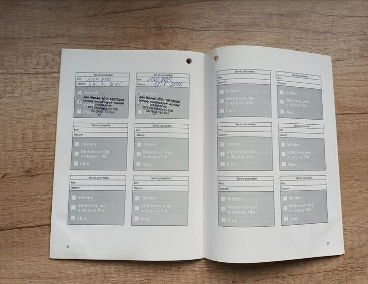 Toyota Auris Hatchback 1,4 l 66 kw