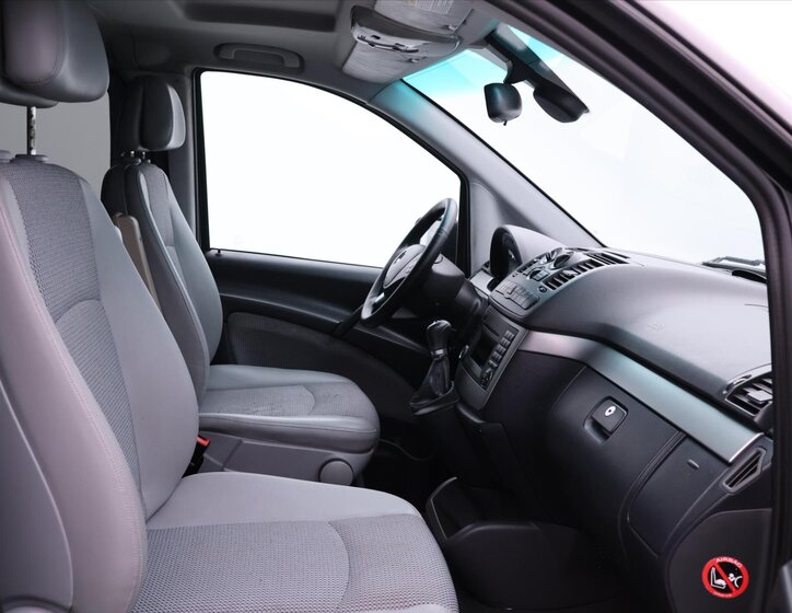 Mercedes-Benz Viano Kombi 2,1 l 120 kw