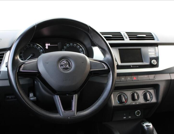 Škoda Fabia 16