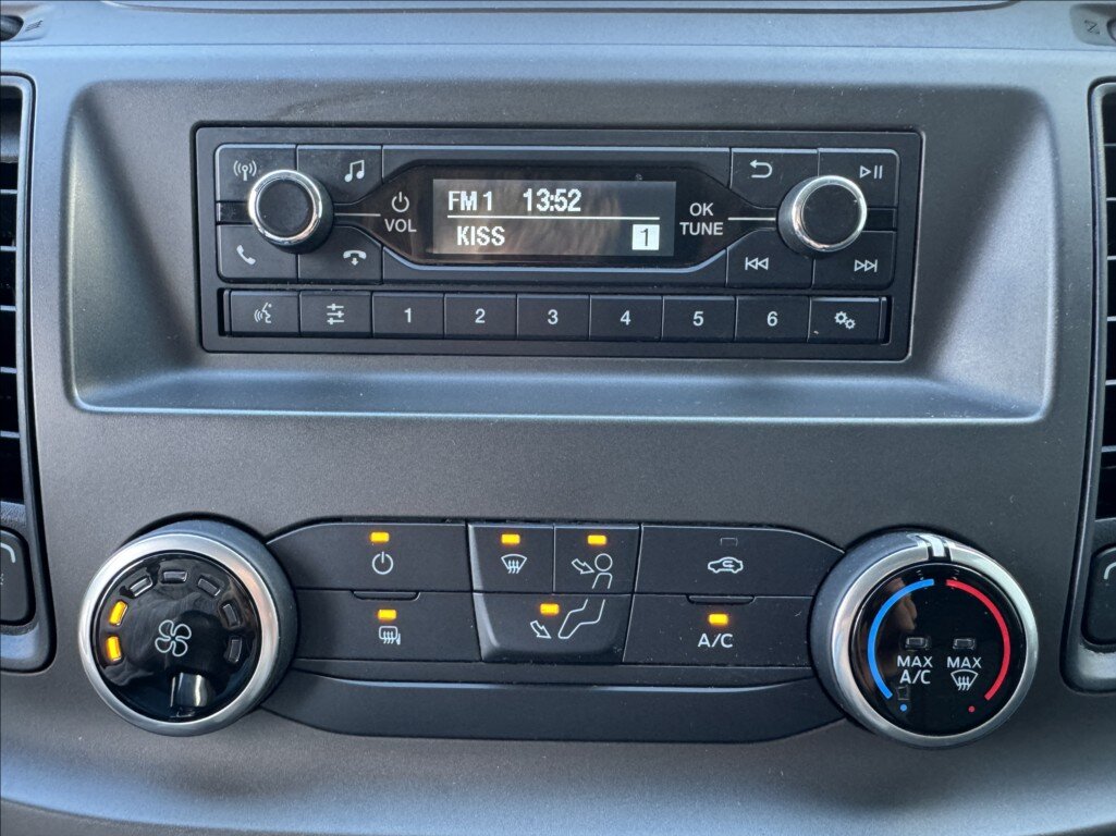 Ford Transit Custom Skříň 2,0 l 77 kw