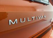 Volkswagen Multivan 32