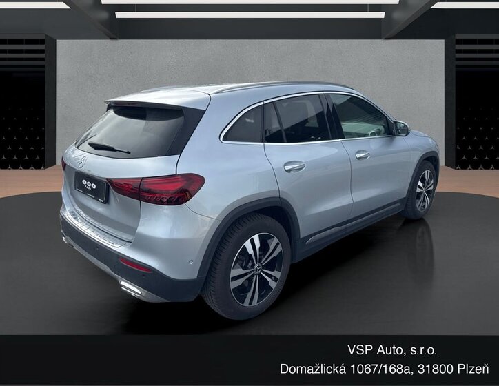 Mercedes-Benz GLA SUV / Terénní 2,0 l 110 kw