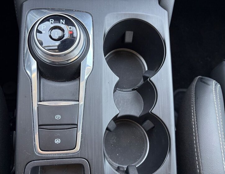 Ford Kuga SUV 2,5 l 132 kw