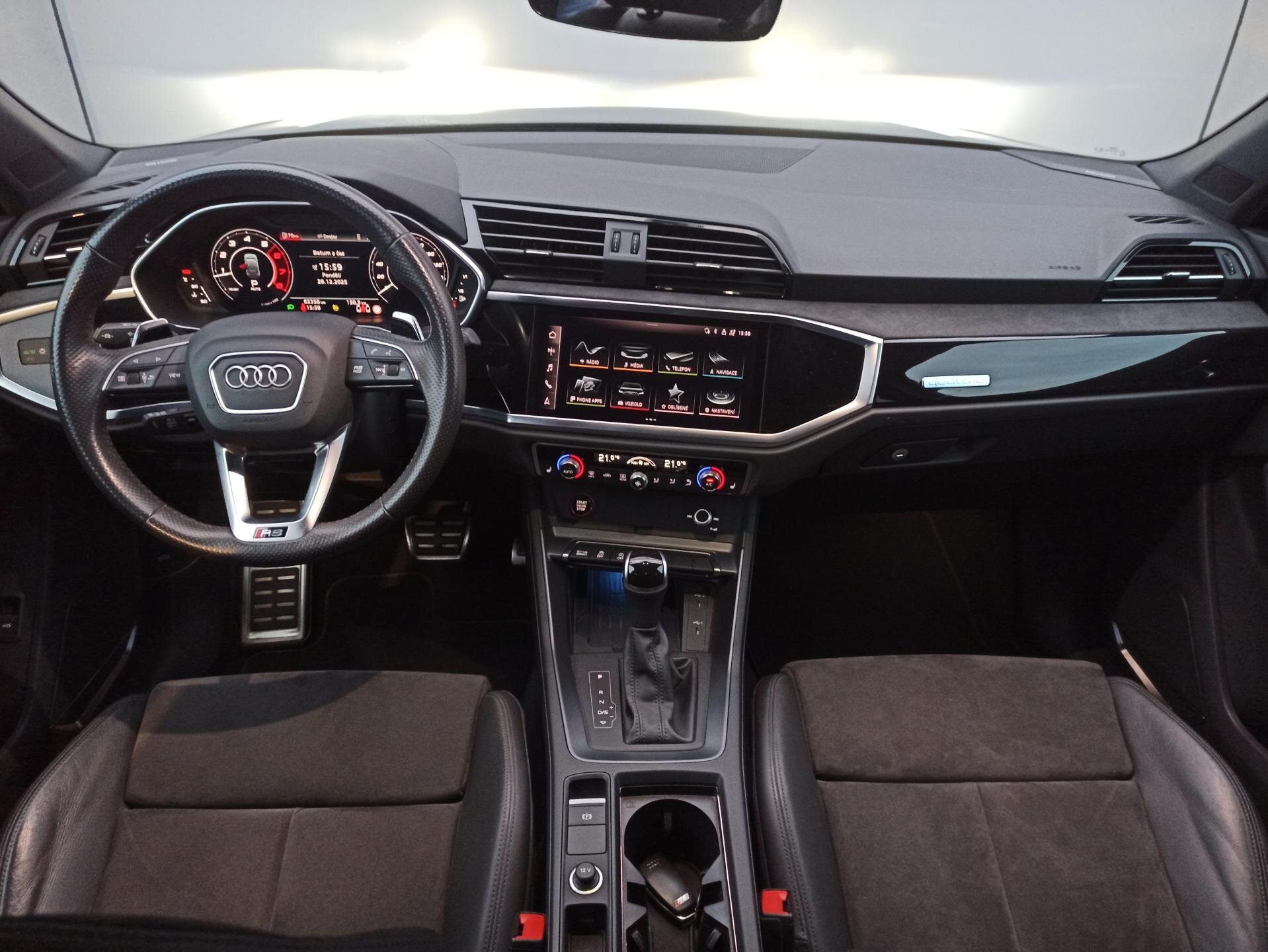 Audi RS Q3 SUV 2,5 l 294 kw