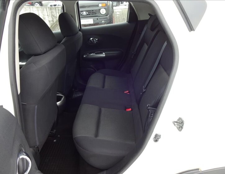 Nissan Juke Hatchback 1,6 l 86 kw