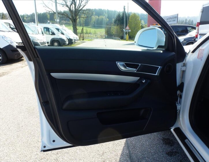 Audi A6 Kombi 2,7 l 140 kw