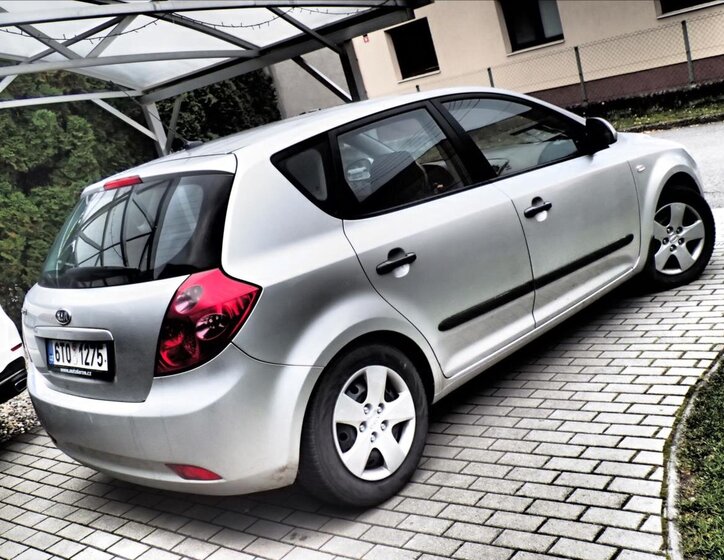 KIA Ceed 4