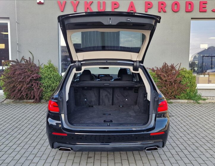 BMW Řada 5 Kombi 2,0 l 140 kw