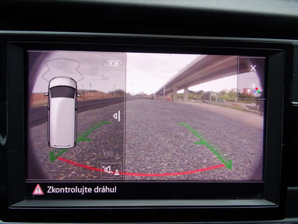 Volkswagen Transporter Skříň 2,0 l 110 kw