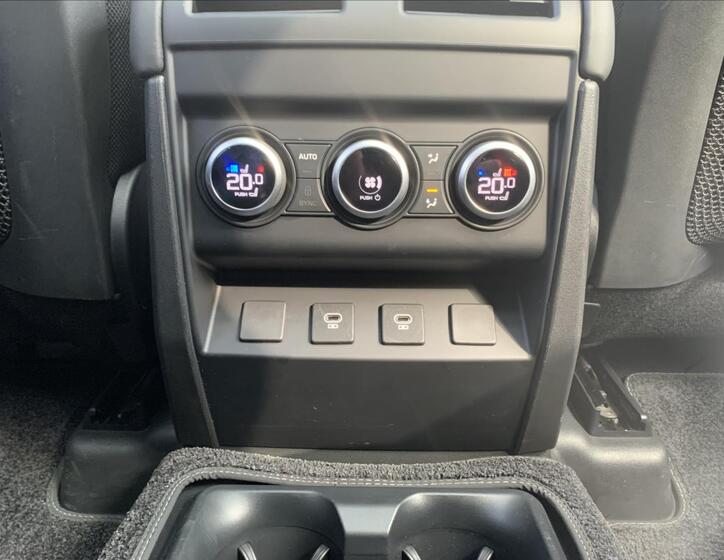 Land Rover Defender 78