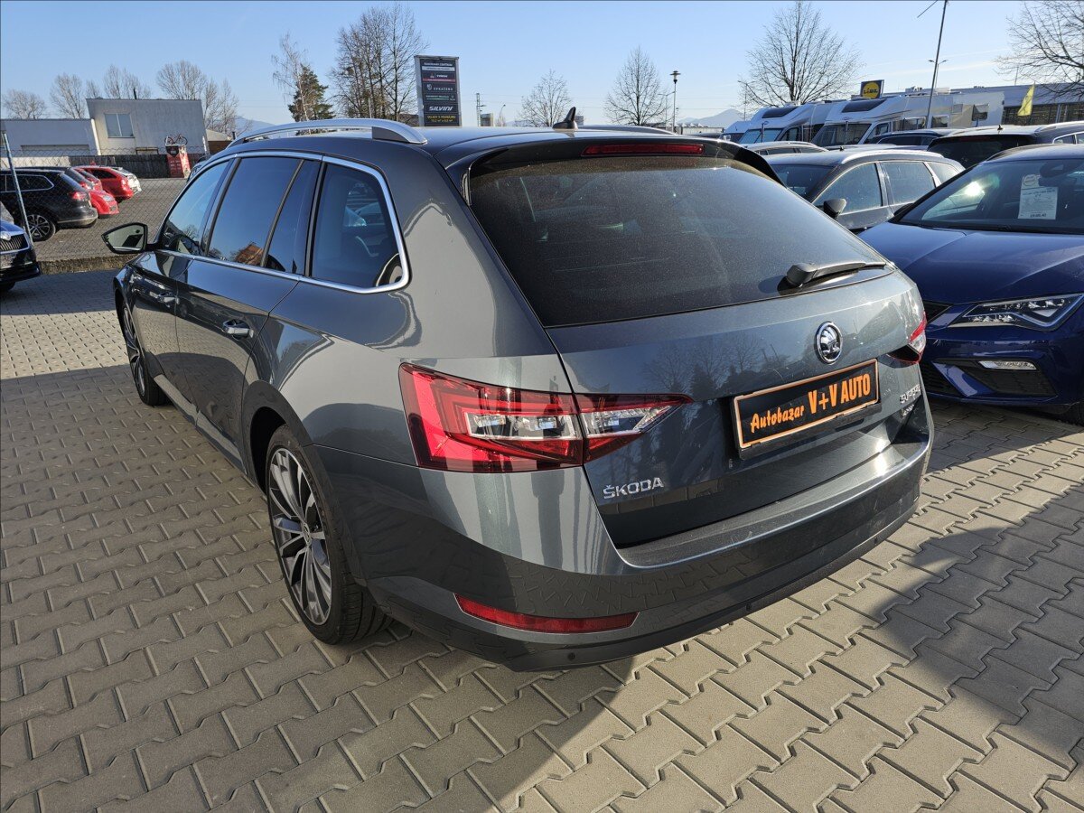 Škoda Superb Kombi 2,0 l 140 kw
