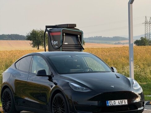 Tesla Model Y SUV / Terénní 0,0 220 kw