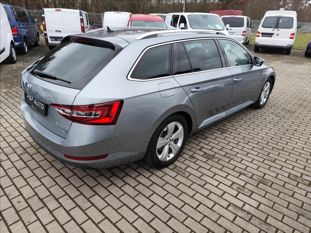 Škoda Superb Kombi 2,0 l 140 kw