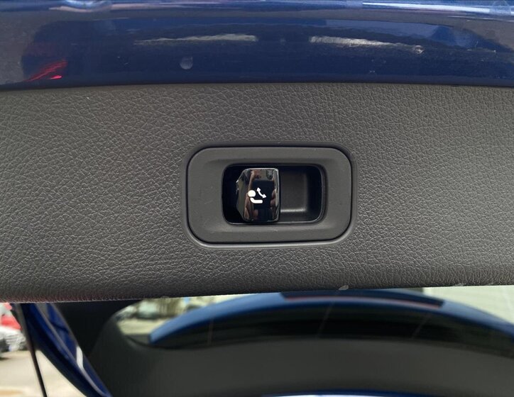 Mercedes-Benz GLC SUV 2,0 l 145 kw