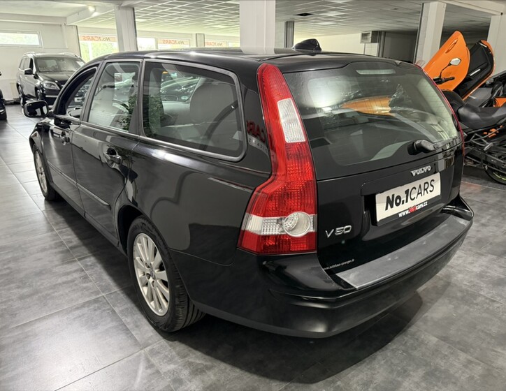 Volvo V50 4