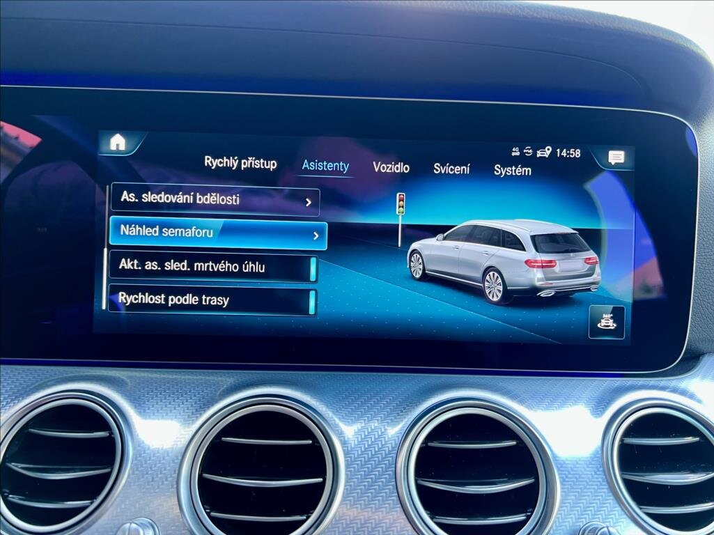 Mercedes-Benz Třídy E Kombi 2,0 l 143 kw