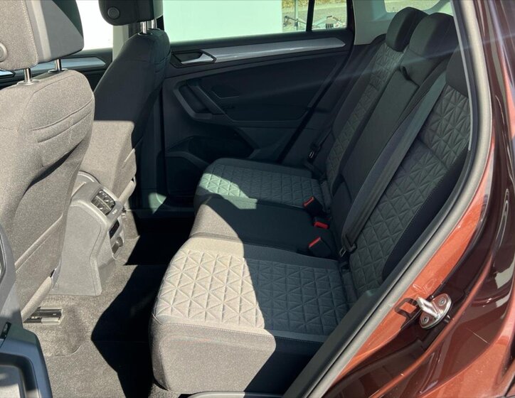 Volkswagen Tiguan SUV 1,5 l 110 kw